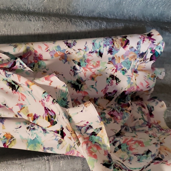 Apt.9 Floral Dress🌺 - Picture 3 of 11